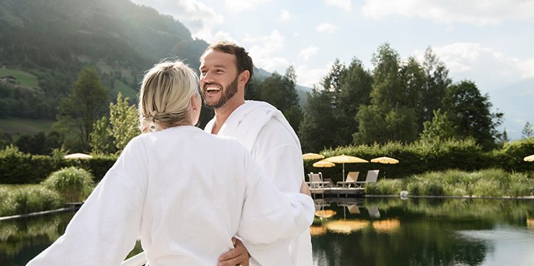 Gäste der Alpentherme am Badesee
